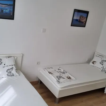 Apartment Damir A4 Selce